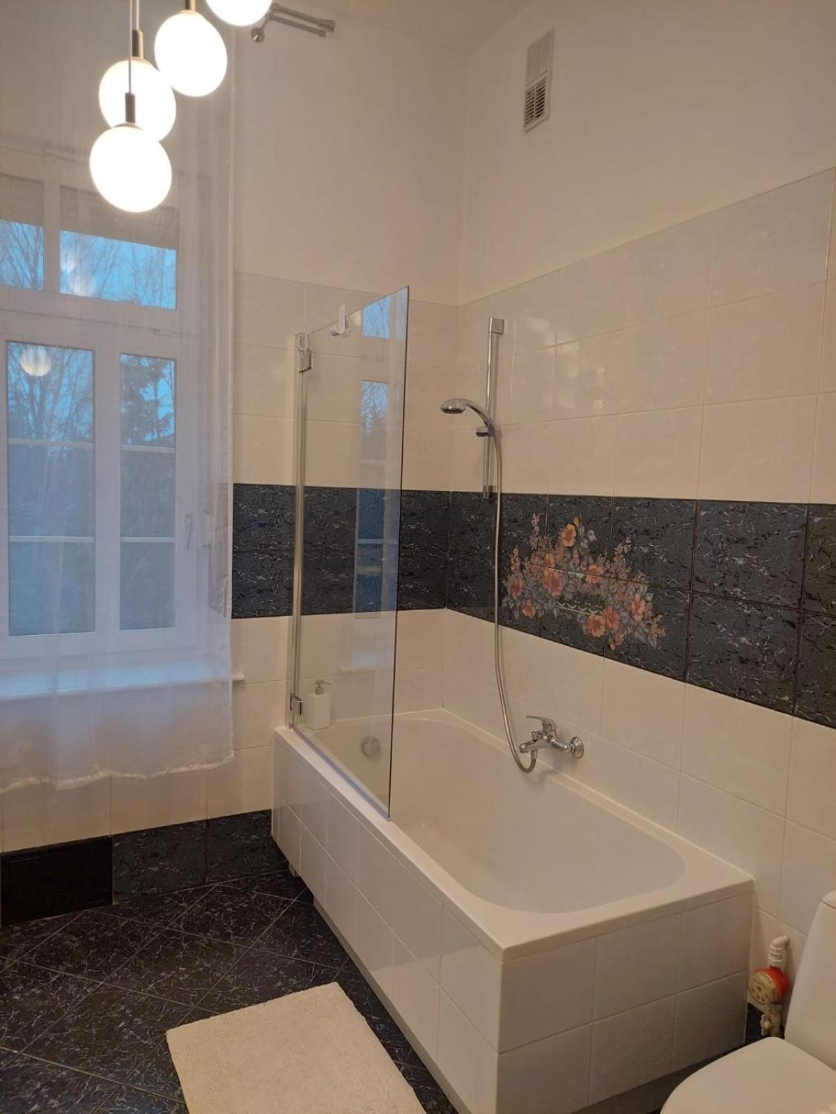 Szwajcarka Willa Z Sauna I Jacuzzi Кудова-Здруй Экстерьер фото